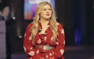 Kelly Clarkson Responds to Allegations of Toxic Work Environment on her Show