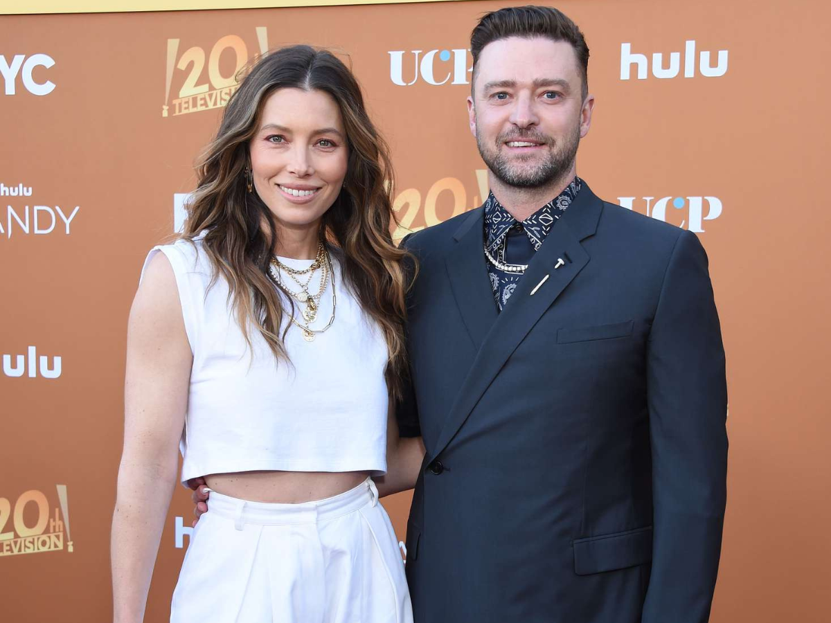Jessica Biel's Grueling Ab Workout Gets Sweet Support From Justin Timberlake